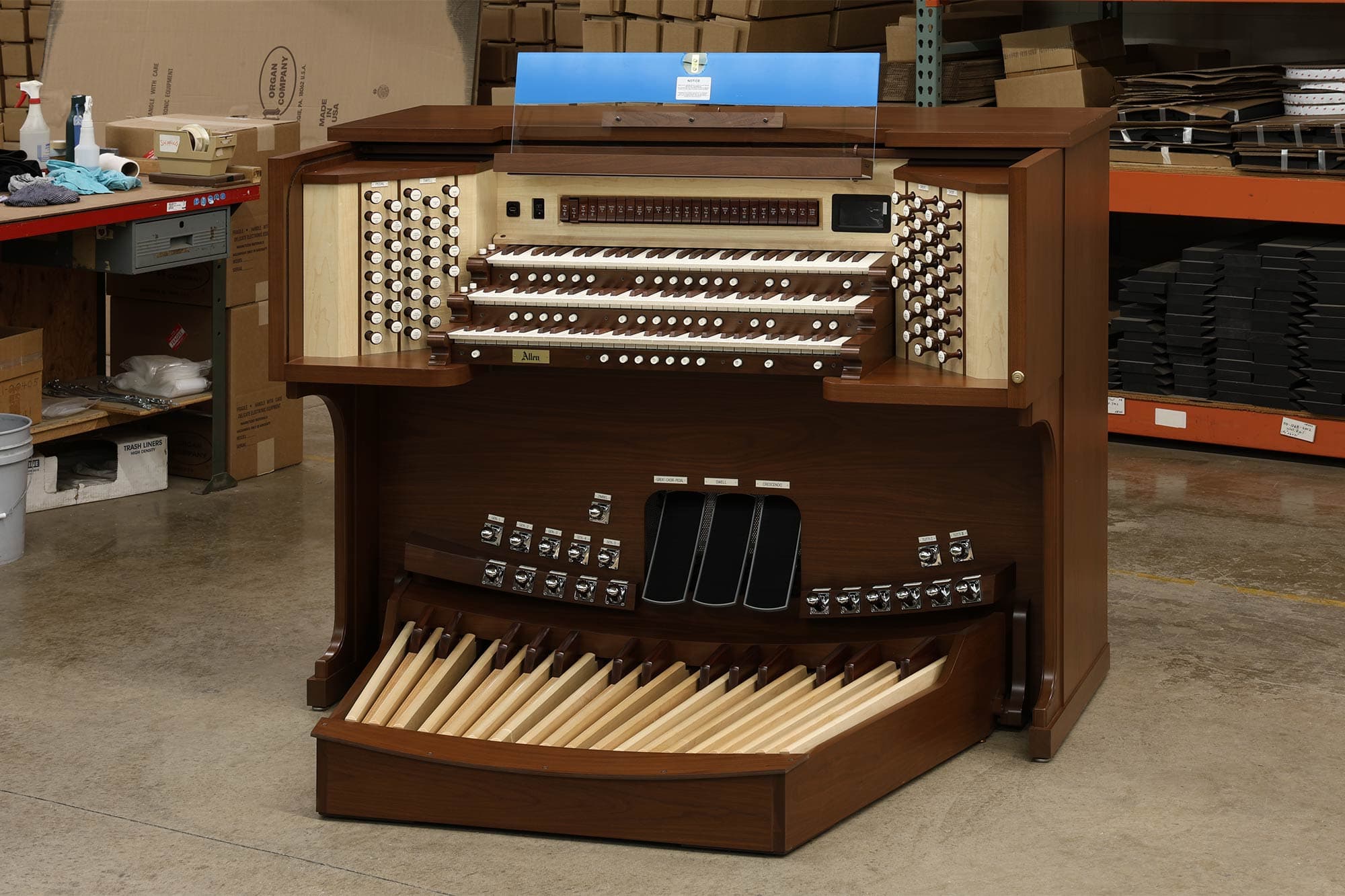 Orgue de la semaine — Allen 3 claviers sur mesure avec tuyaux pour San Marcos, Texas